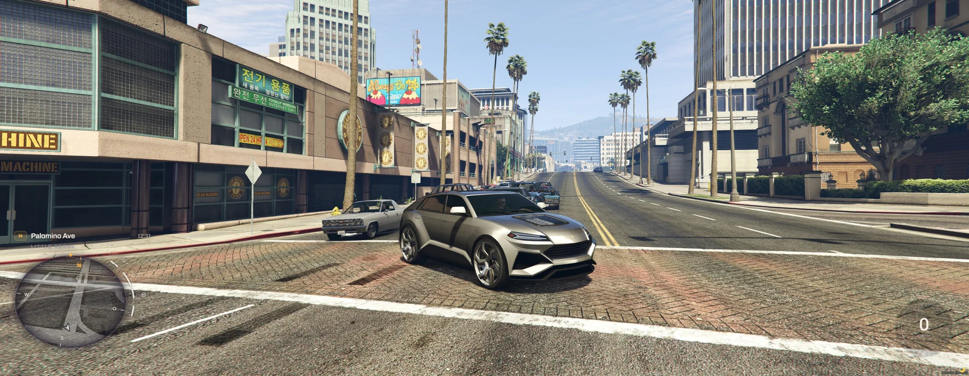 Die Palomino Avenue in der Standardgrafik von GTA V: blasser Himmel, flaches Licht